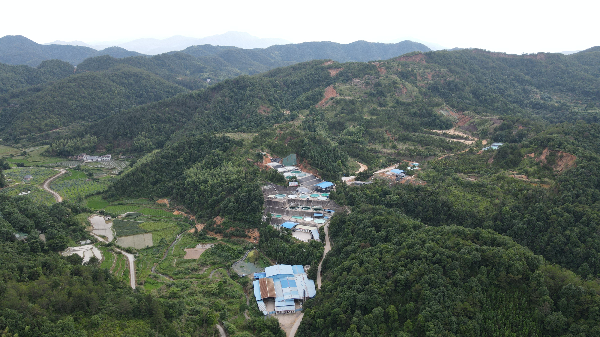 广晟有色平远仁居稀土矿山.jpg