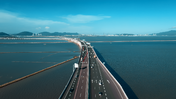 6.珠海鹤港高速公路一期工程.png